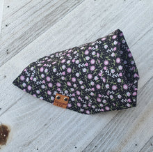 Load image into Gallery viewer, Black Floral Bandana