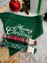 Load image into Gallery viewer, Snow Day Collar
